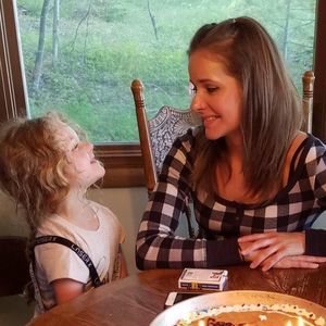 Meet your Posher, Angela